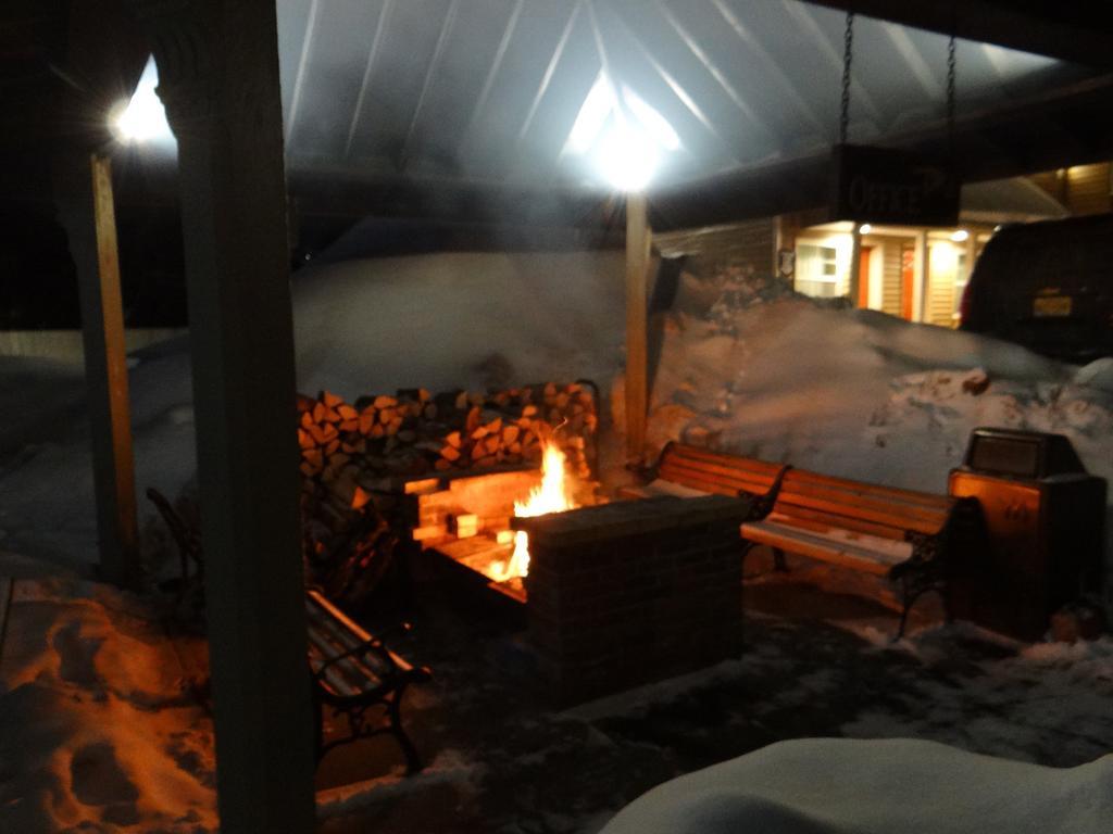Edelweiss Ski Lodge Ellicottville Dış mekan fotoğraf